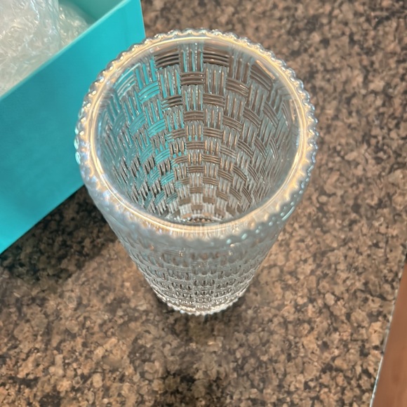 8inch basket weave vase Tiffany n co - Picture 3 of 5